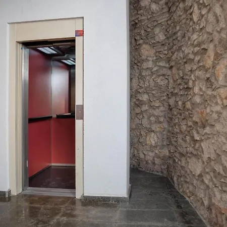 Flateli Hortes Apartmán *